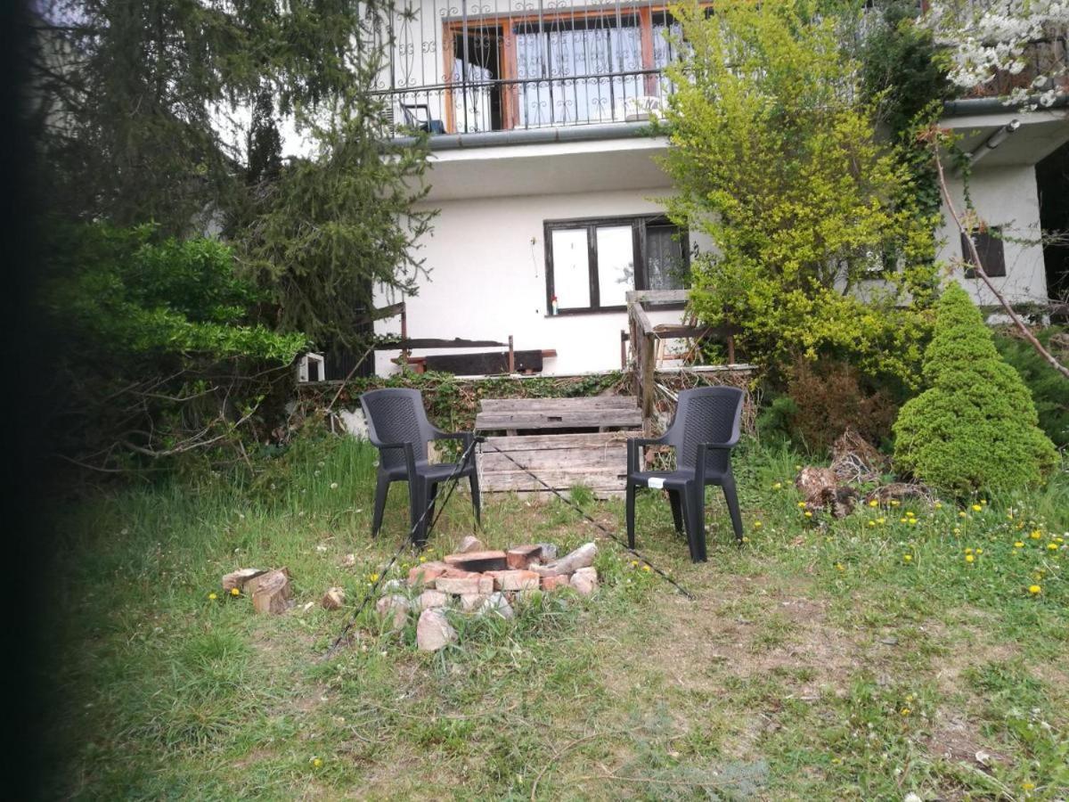 Ferienwohnung Sunset House Piestany Cervena Veza Banka Exterior foto